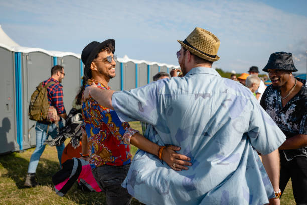 Portable Toilet Options We Offer in Hillsboro, IL